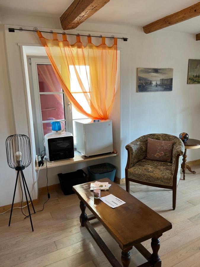 Chambre Papillon Avec Acces Terasse La Neuveville Dış mekan fotoğraf